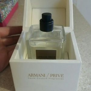 Armani /Prive